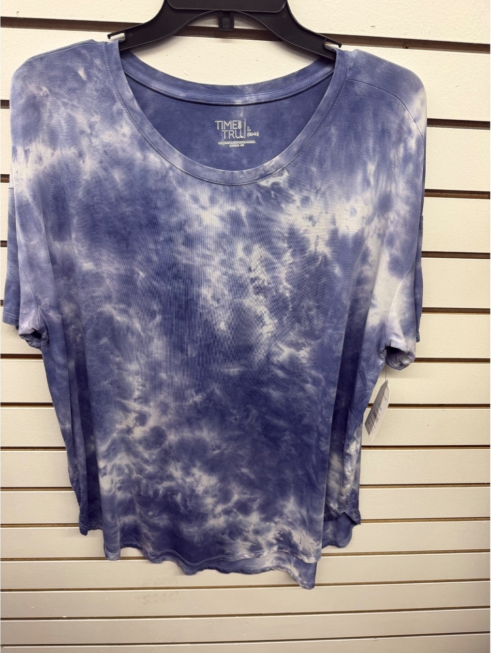 Time and Tru Women’s Large 12-14 Blue White Tie-Dye Relaxed T-Shirt